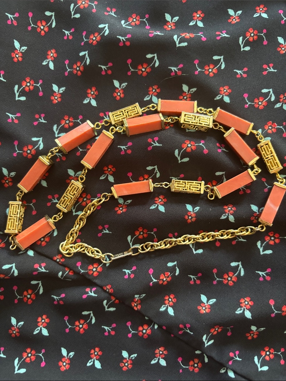 vintage Hobe signed coral & gold necklace